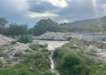 Un muerto y dos lesionados: saldo de accidente que terminó en incendio en la Cuacnopalan