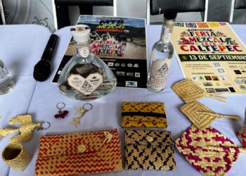 Invitan a la segunda Feria del Mezcal en Caltepec, Puebla